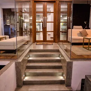 Hotell C 1, Colombo